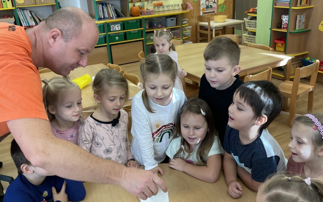 Medvídci a hravověda 🐻