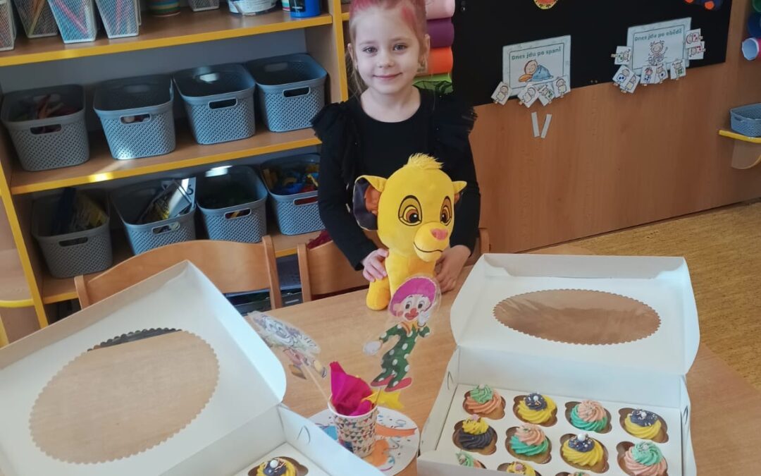 Koťátka – Esterka má narozeniny 🎁
