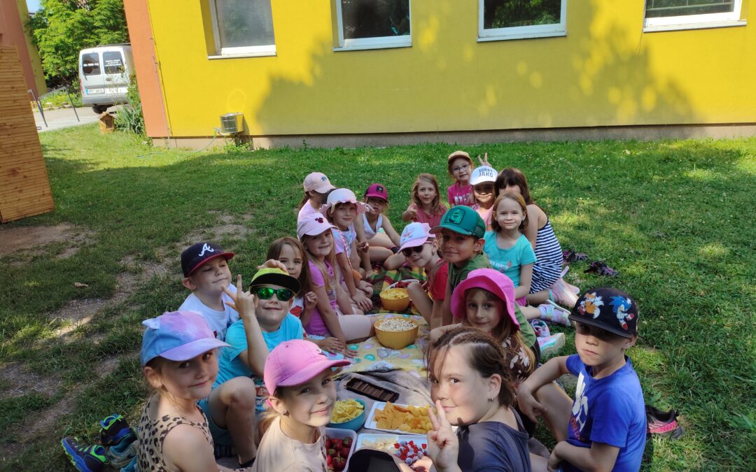 Krtečci spí ve školce