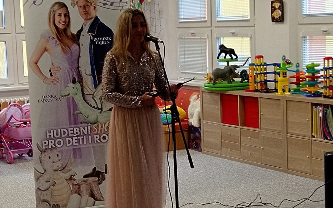 Méďové – hudební představení Za oponou