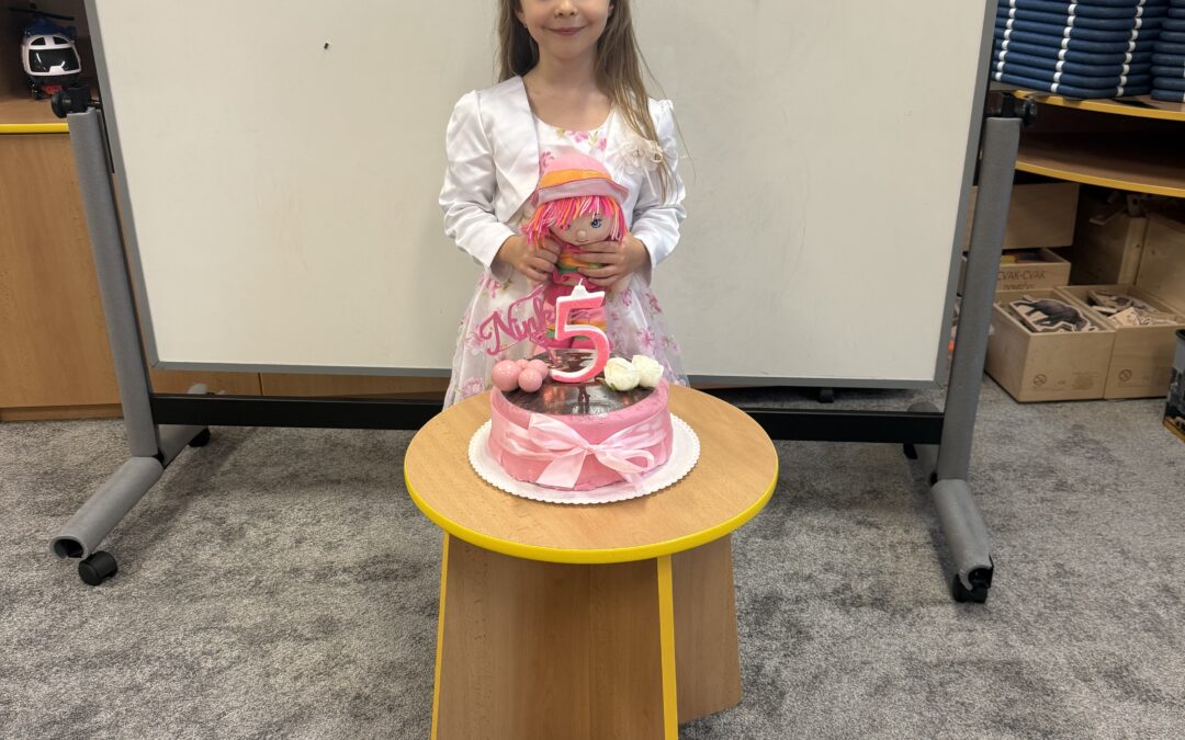 Koťátka – Ninuška má narozeniny 🎁