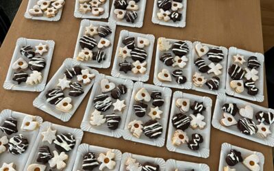 Méďové pečou cukroví