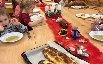 Méďové pečou vánočku